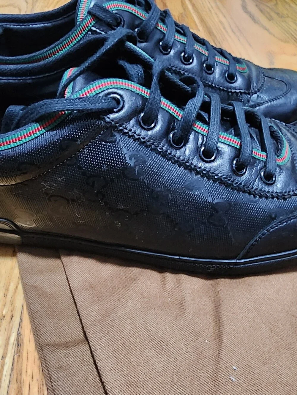Gucci classic black